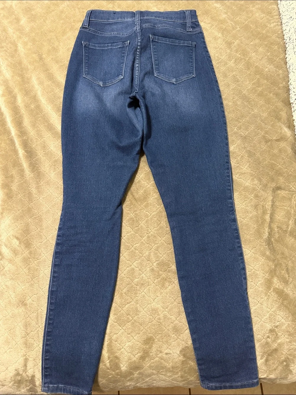 Fashion Nova slim fit